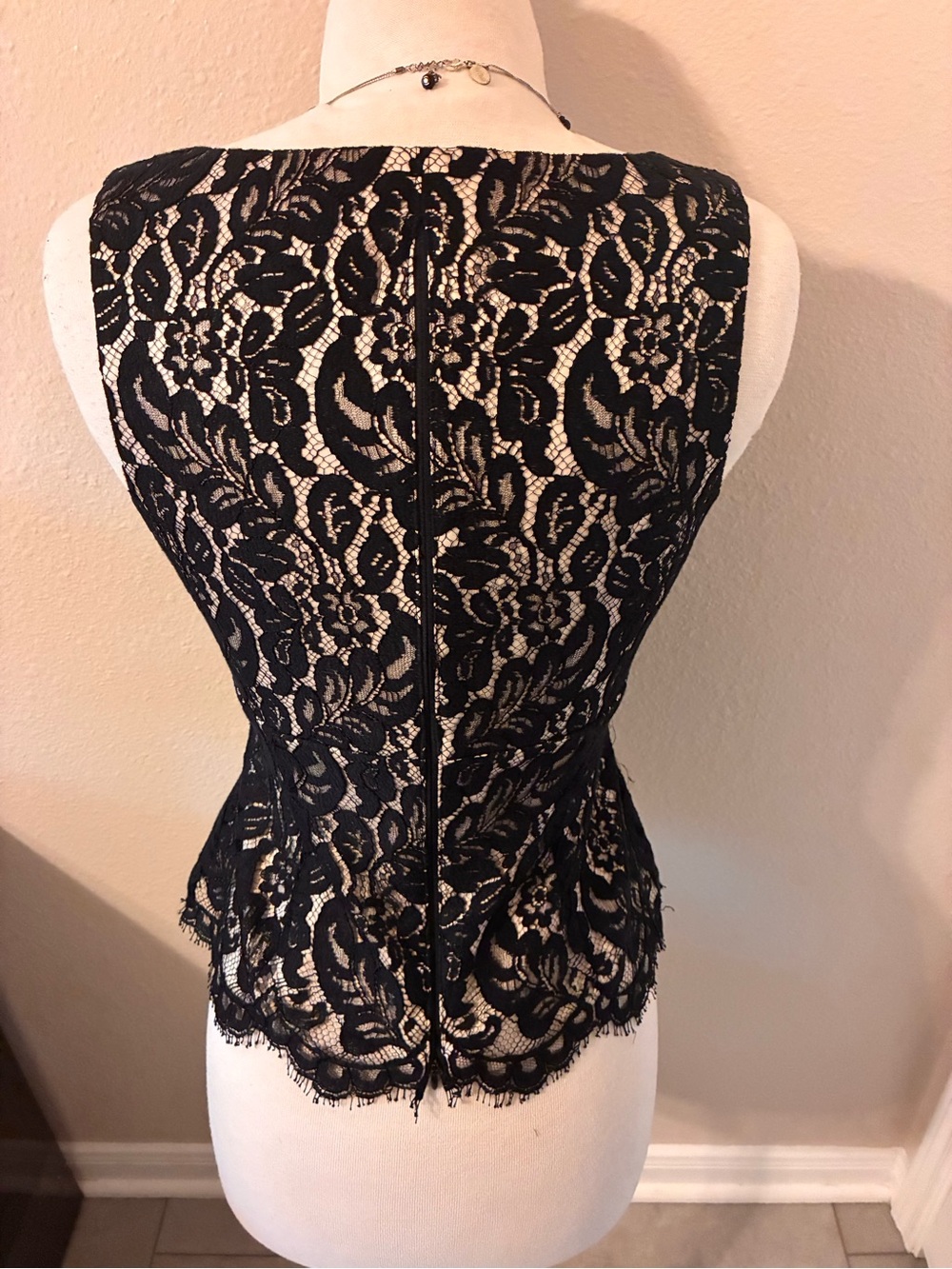 White House Black Market Black Floral Lace Square-Neck Corest Top - Picture 2 of 10